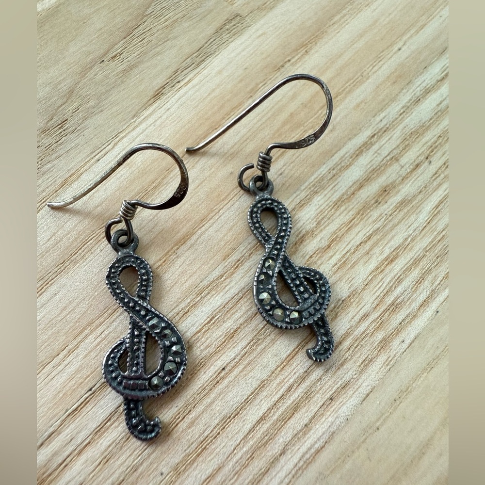 Vintage 925 Sterling silver music note treble clef marcasite earrings on hooks